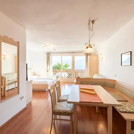 Tschivon Aparthotel